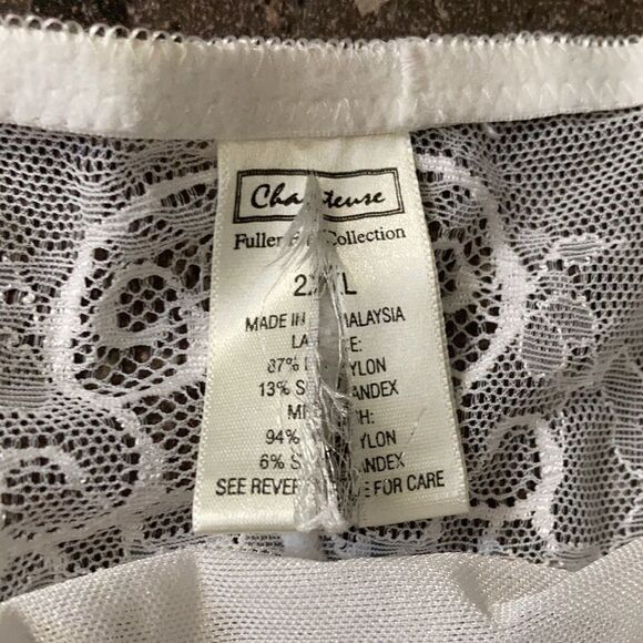 Chanteuse Garter & thong bride Victorian style sz- 2xL - Picture 4 of 7